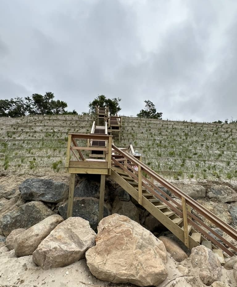 Bluff Plantings and Stairs